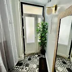 アパート Plaza House *